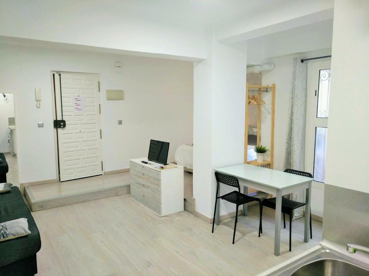 Ferienwohnung Cosy Loft In Malaga Historical Centre Exterior foto